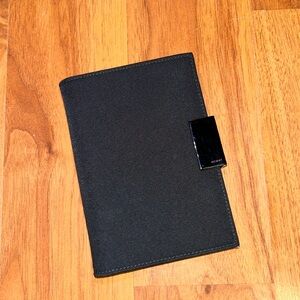 Authentic Gucci Nylon Slide Lock Agenda